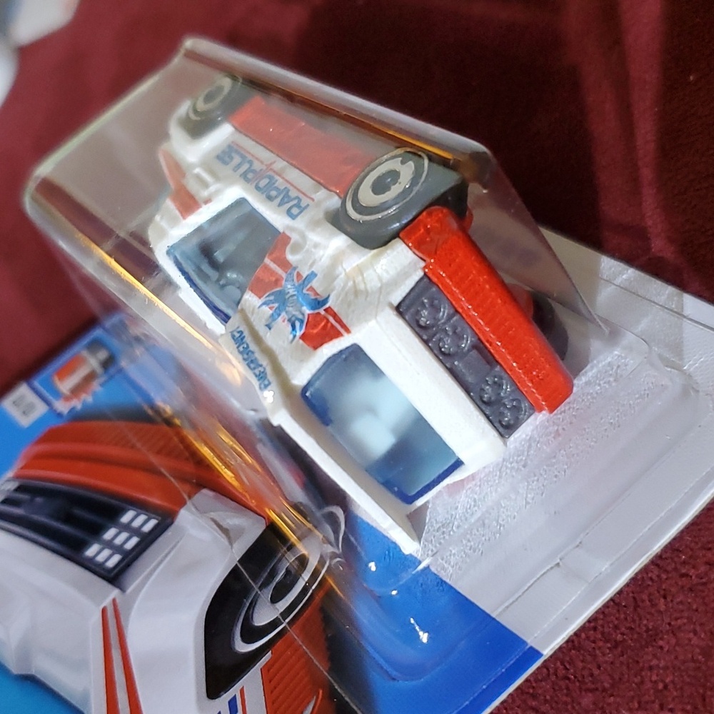 Hot Wheels - Picture 4 of 8